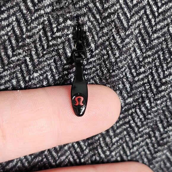 Lululemon Think Fast Pullover Herringbone Quater Zip Heathered Black Women's 6 - Picture 8 of 16